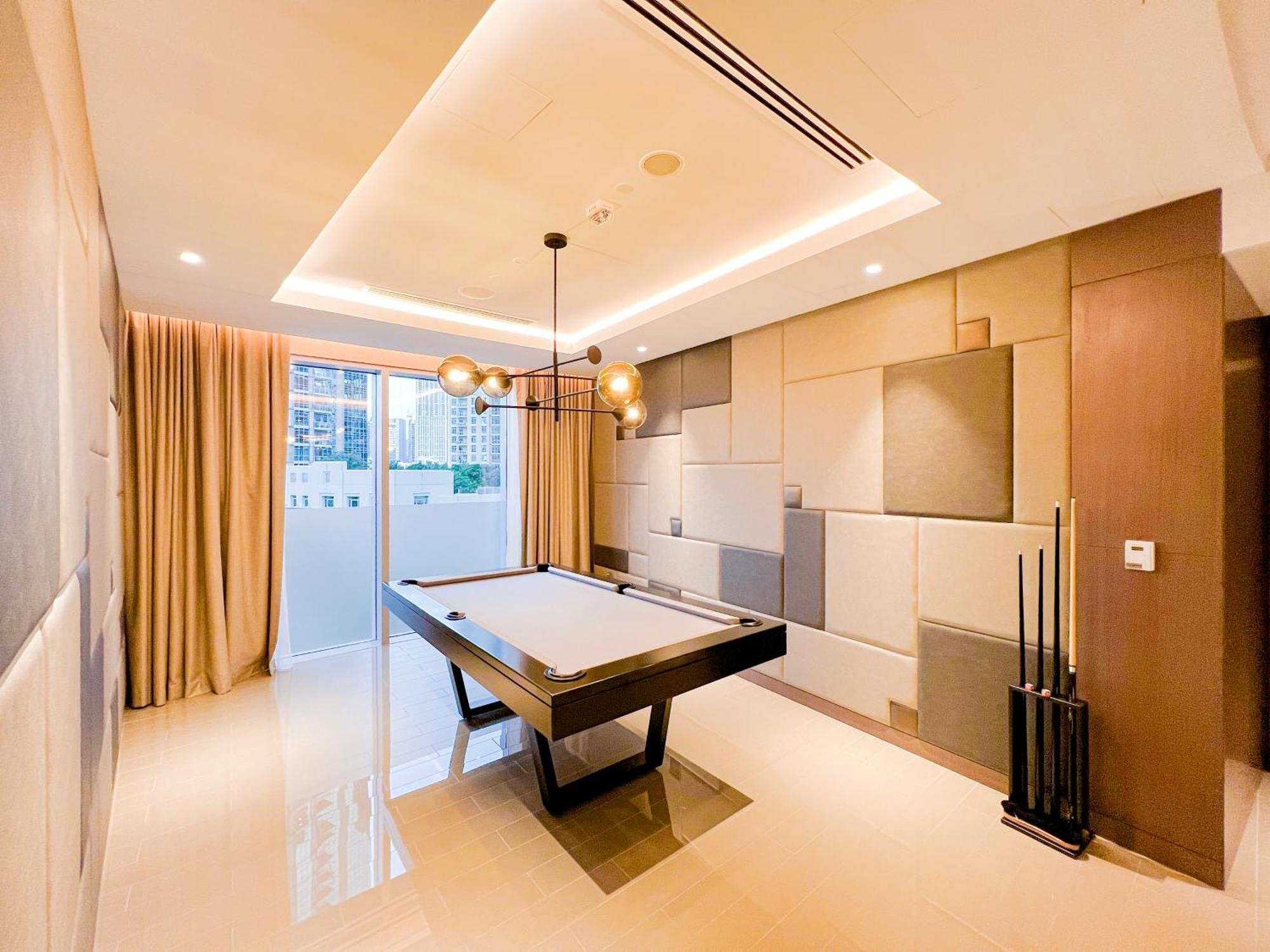 Downtown Luxury - Stunning Burj Khalifa & Sea View - 5 Minutes Walk To Dubai Mall Exterior photo